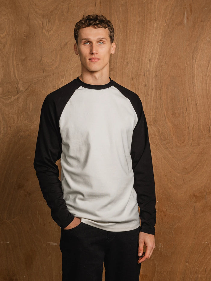 Off-Black Raglan-Langarmshirt