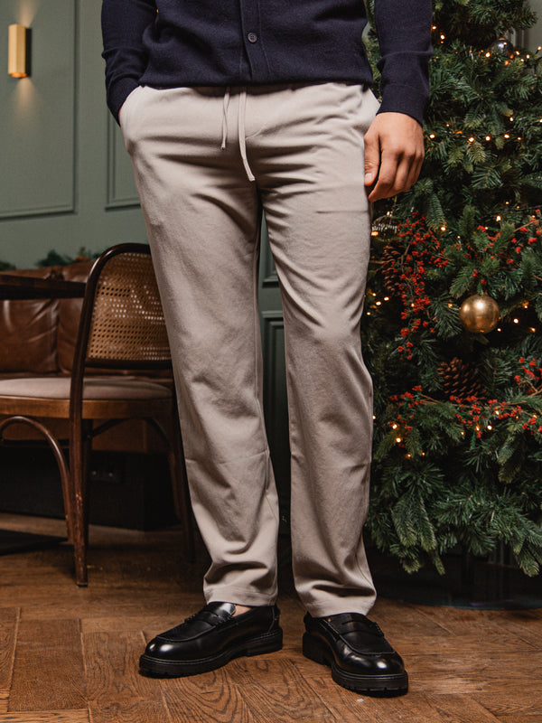 Graue Freizeithose