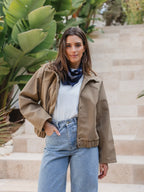 Beige Wildlederjacke