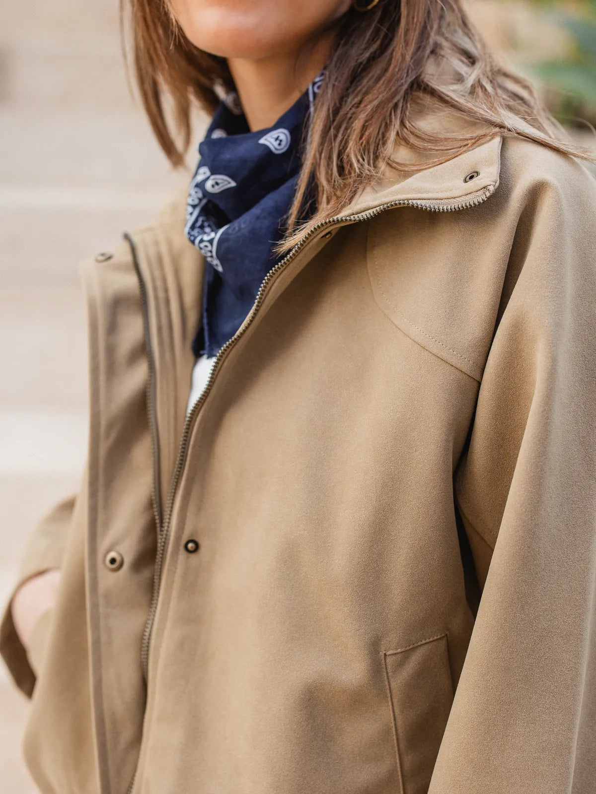 Beige Wildlederjacke