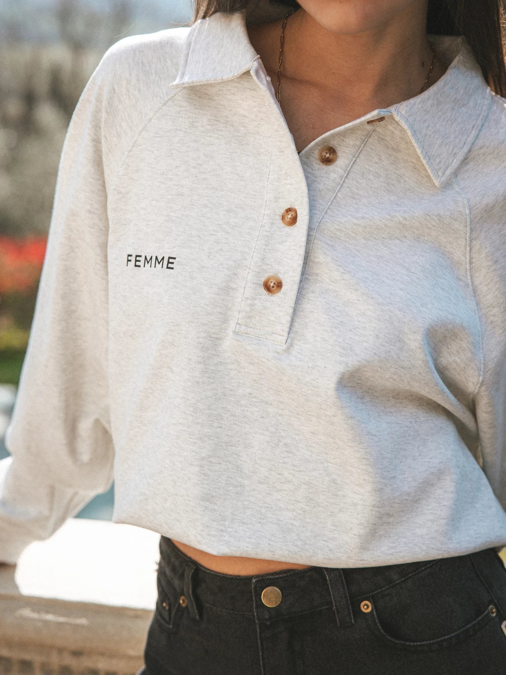 Hellgraues Oversize-Polo