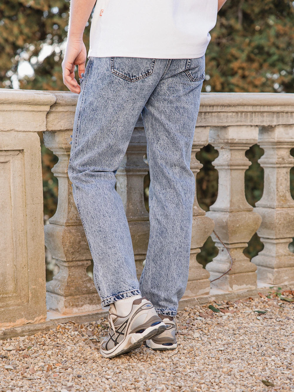 Extra Washed Damaged Denim Jeans