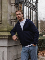 Marineblaue Taucherweste in Übergröße