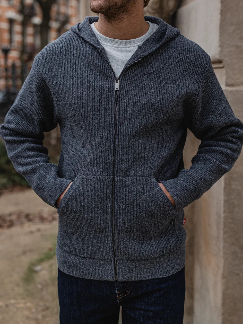 Dunkelgraue Oversize-Strickweste