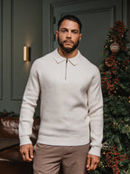 Weißer Oversize-Polopullover aus Strick