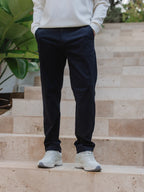 Marineblaue Baumwollhose