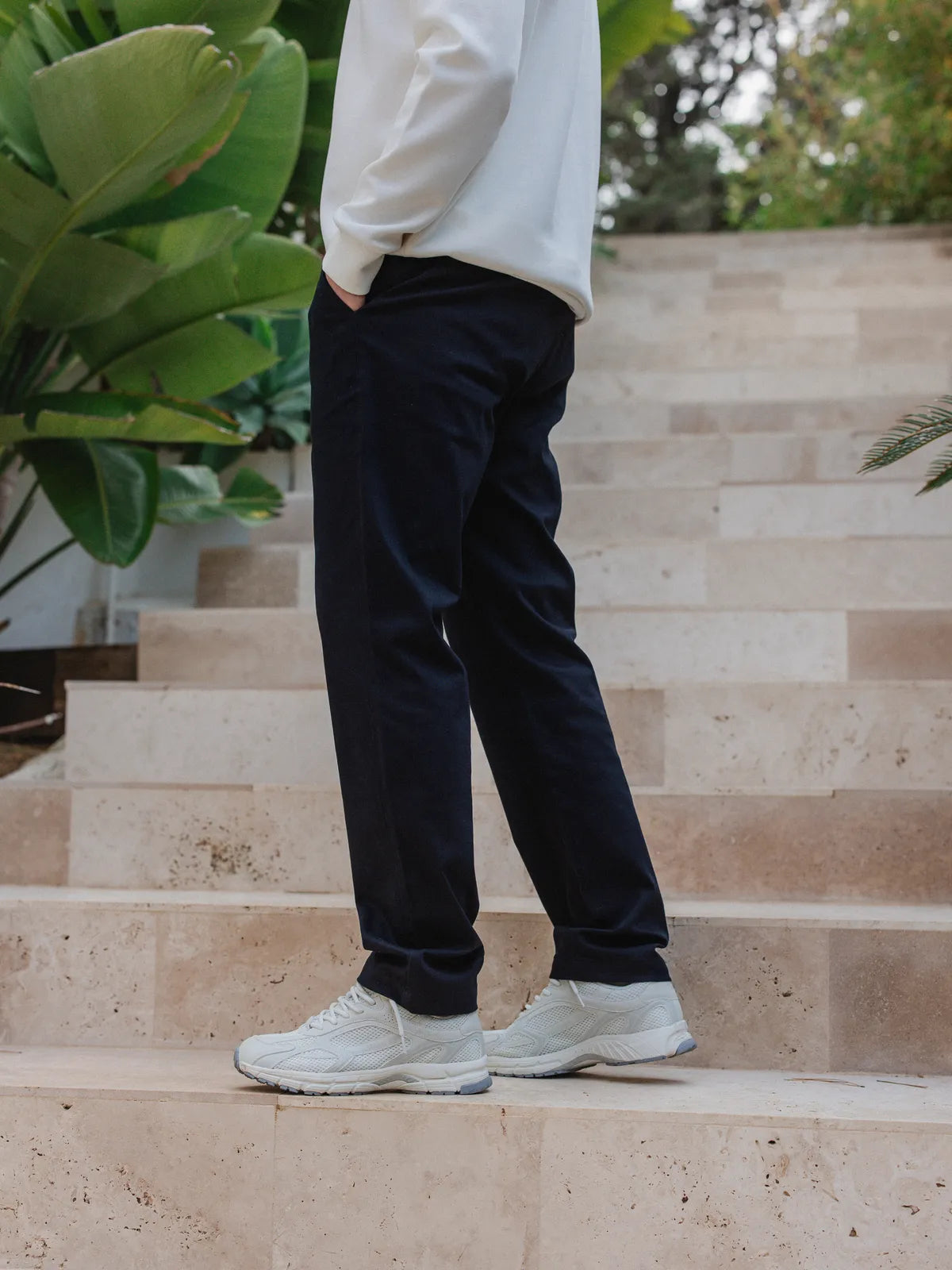 Marineblaue Baumwollhose