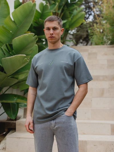 Graues olivgrünes Oversize-T-Shirt