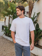 Weißes Oversize-T-Shirt