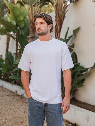 Weißes Oversize-T-Shirt