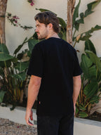 Schwarzes Oversize-T-Shirt