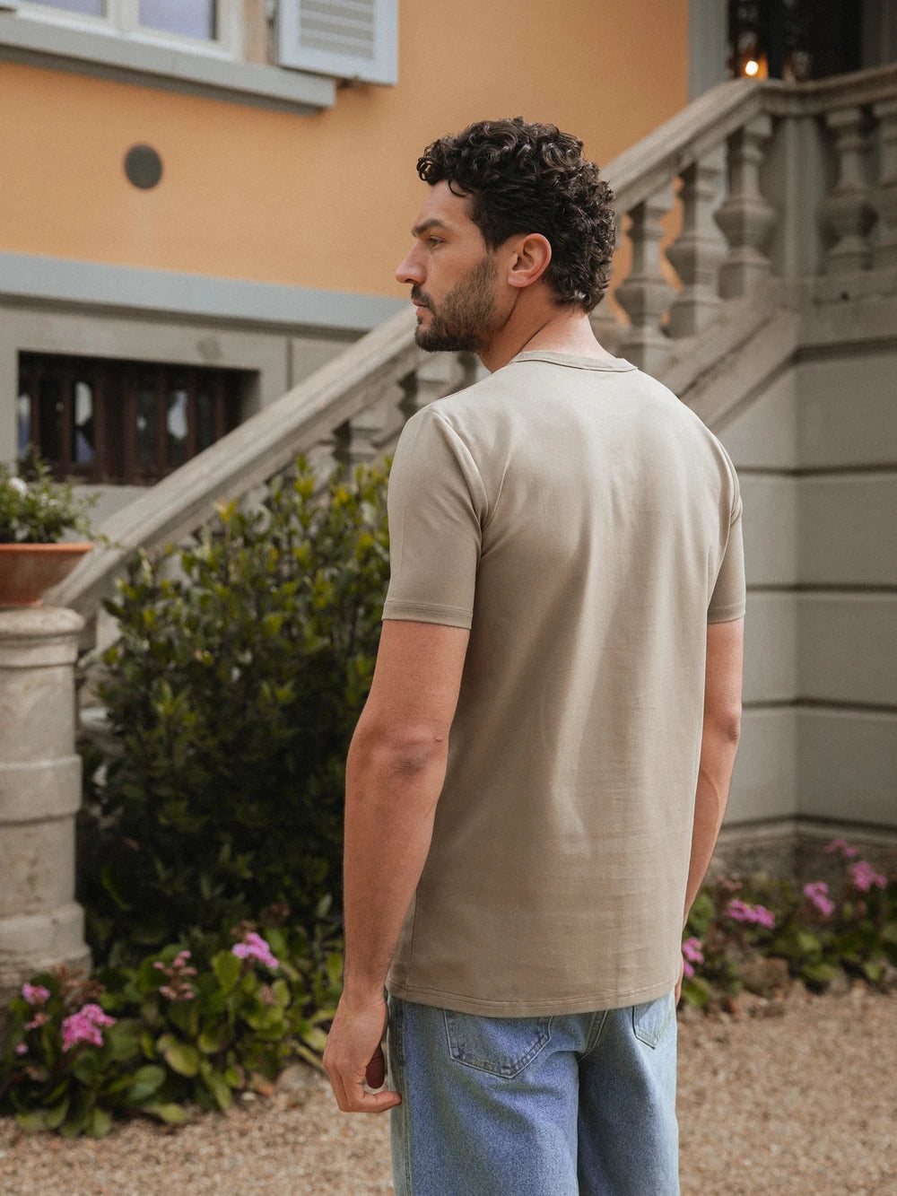 Army Sixteen Slimfit T-Shirt