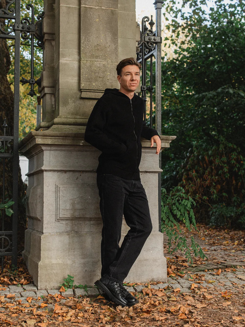 Black Oversized Knit Vest