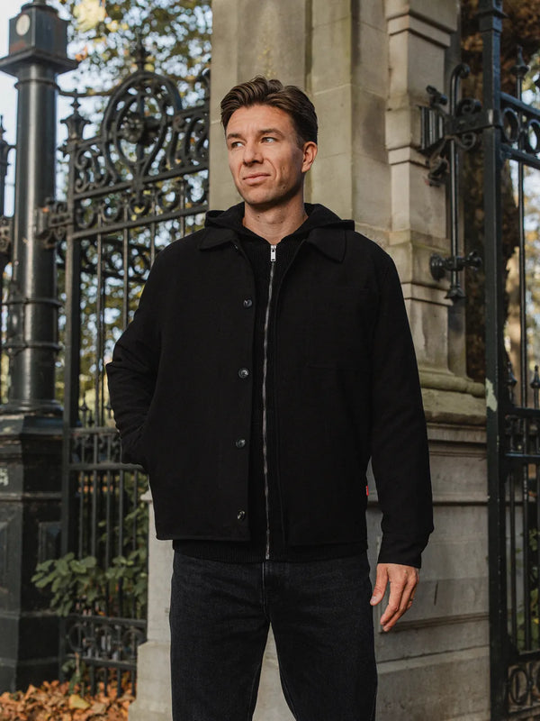 Schwarzes Layer-Overshirt