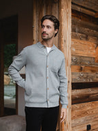 Graue, strukturierte Knopfleiste