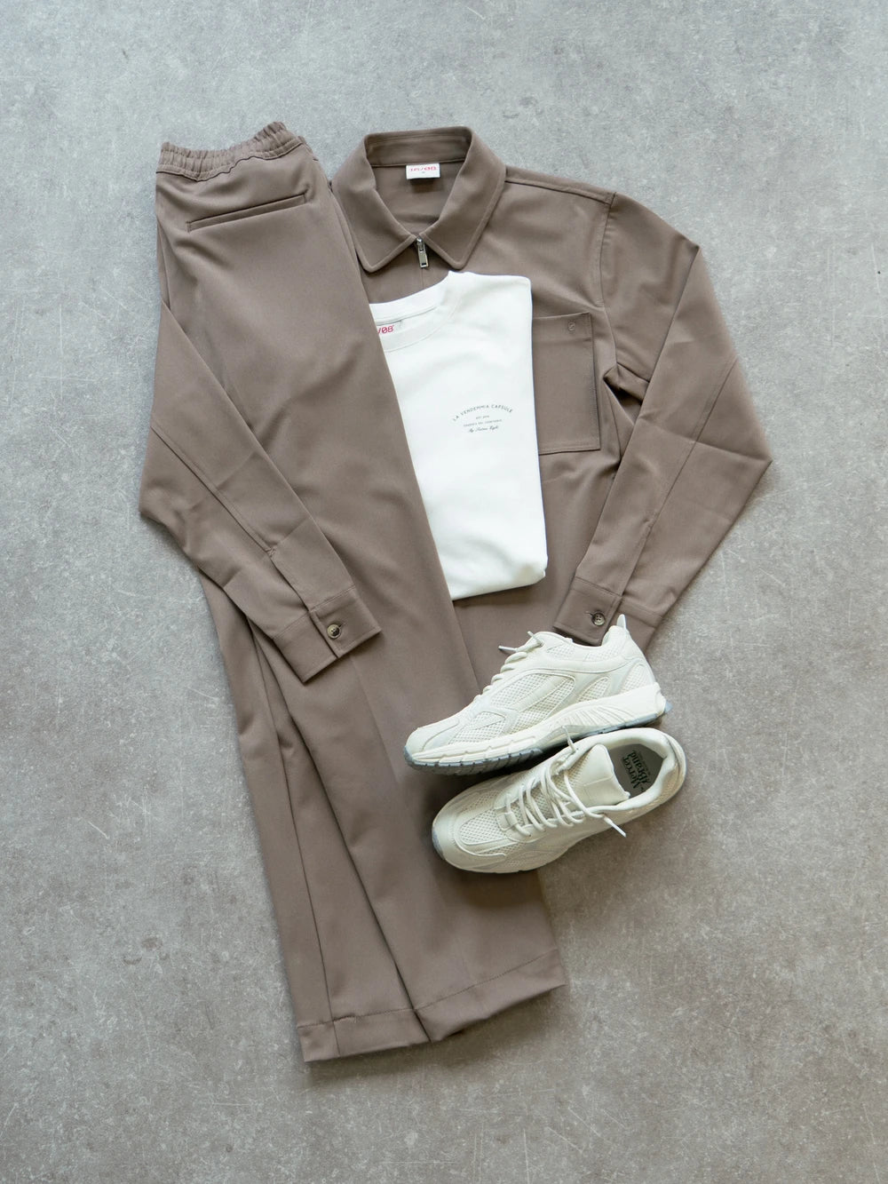 Taupe Klassisches Outfit
