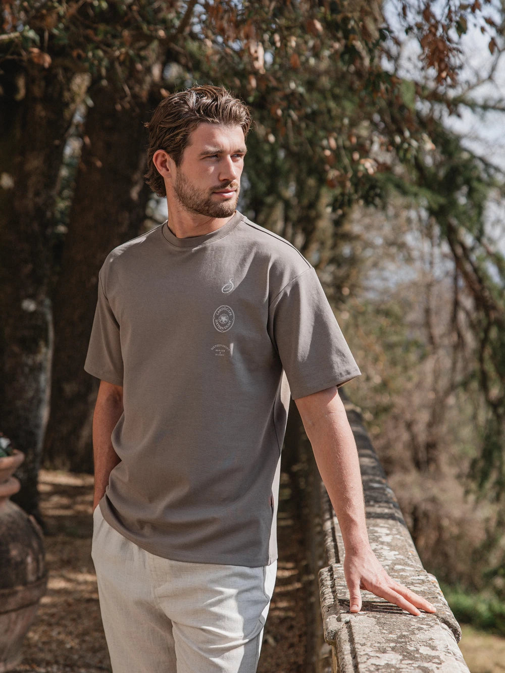 Braunes Italien Print Oversized T-Shirt