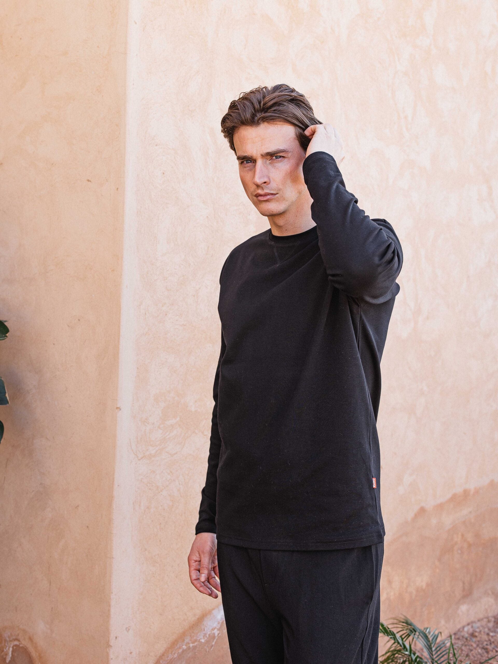 Black Oversized Longsleeve