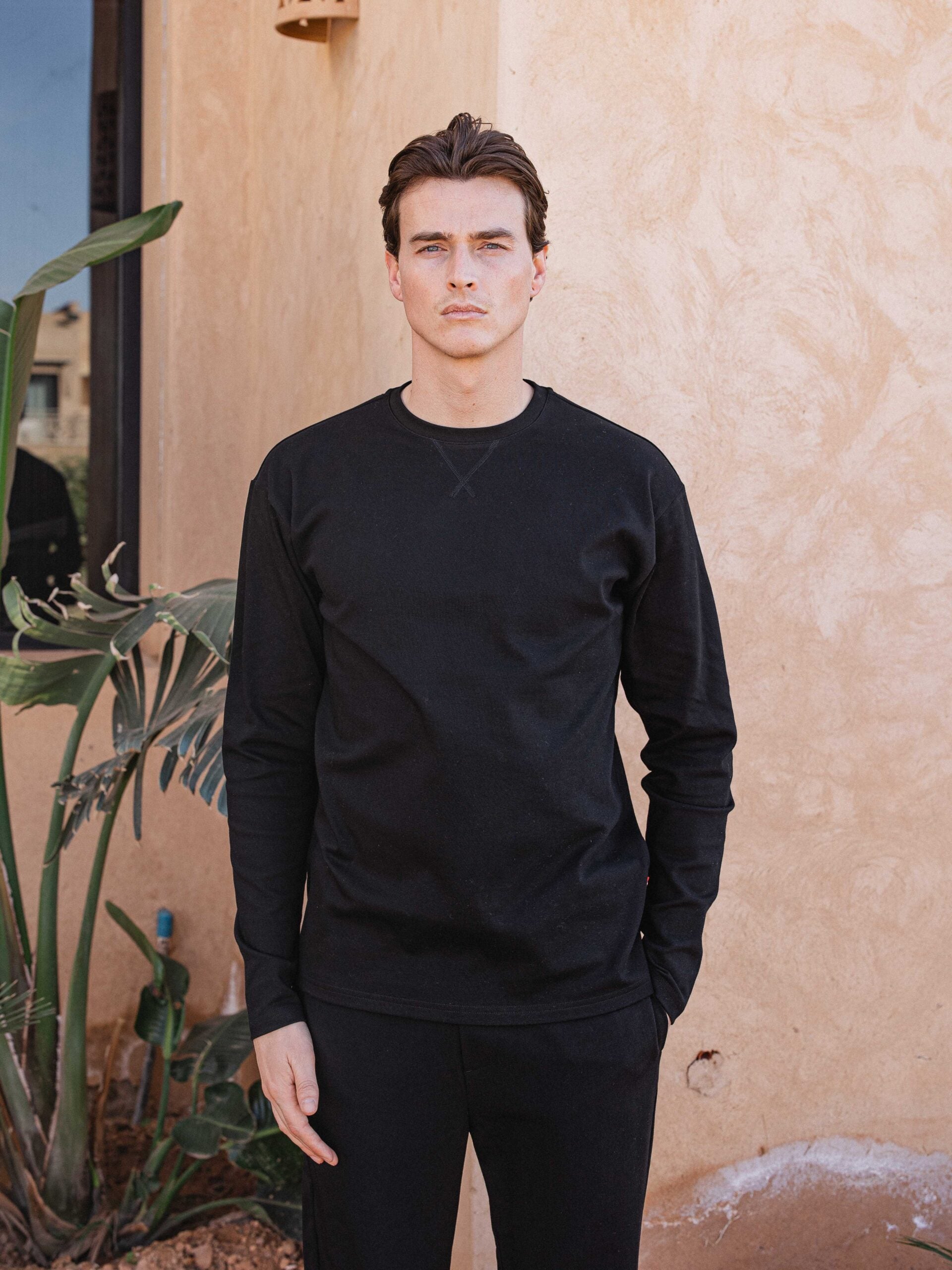 Black Oversized Longsleeve