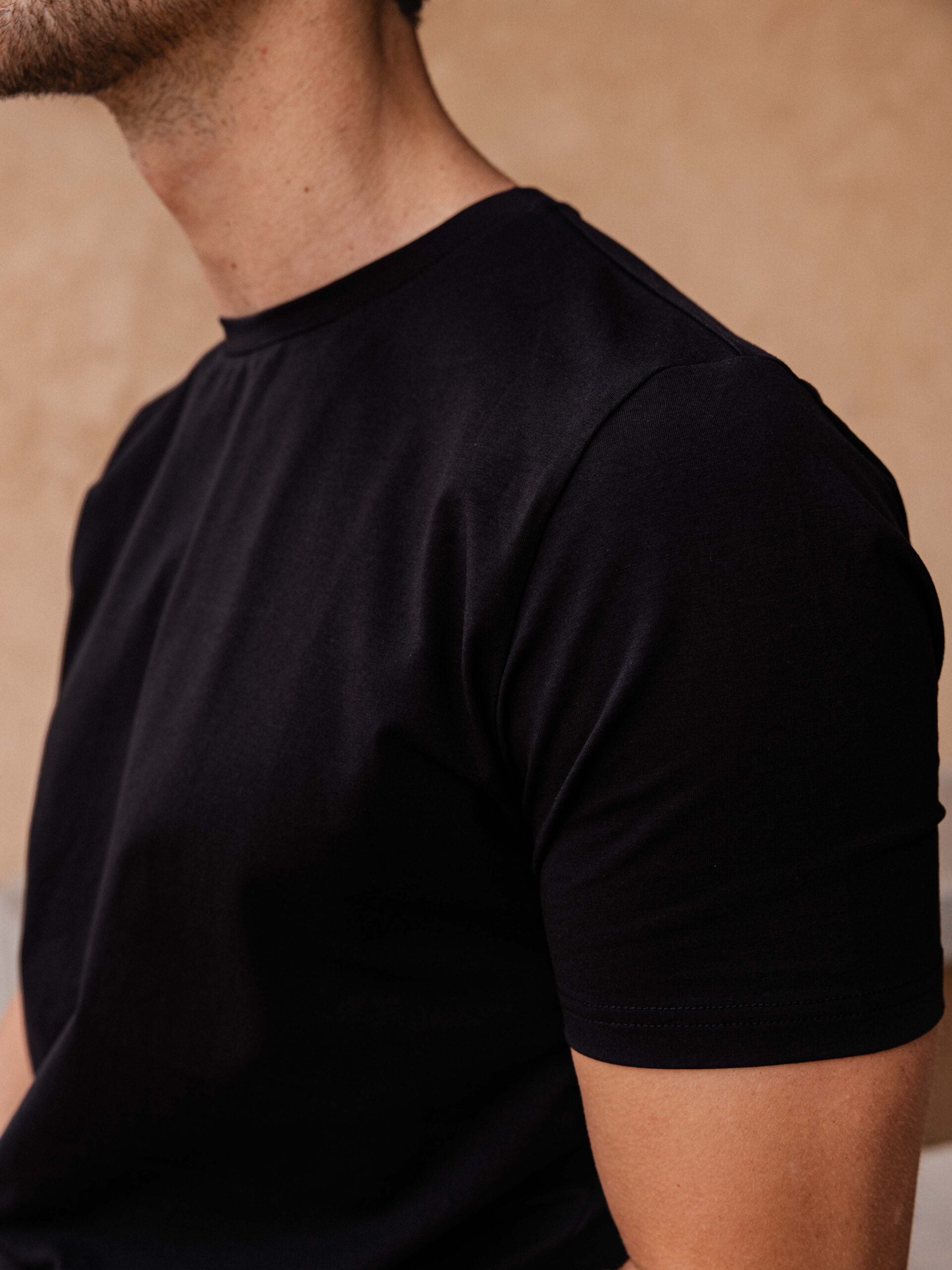 Black Slimfit T-shirt