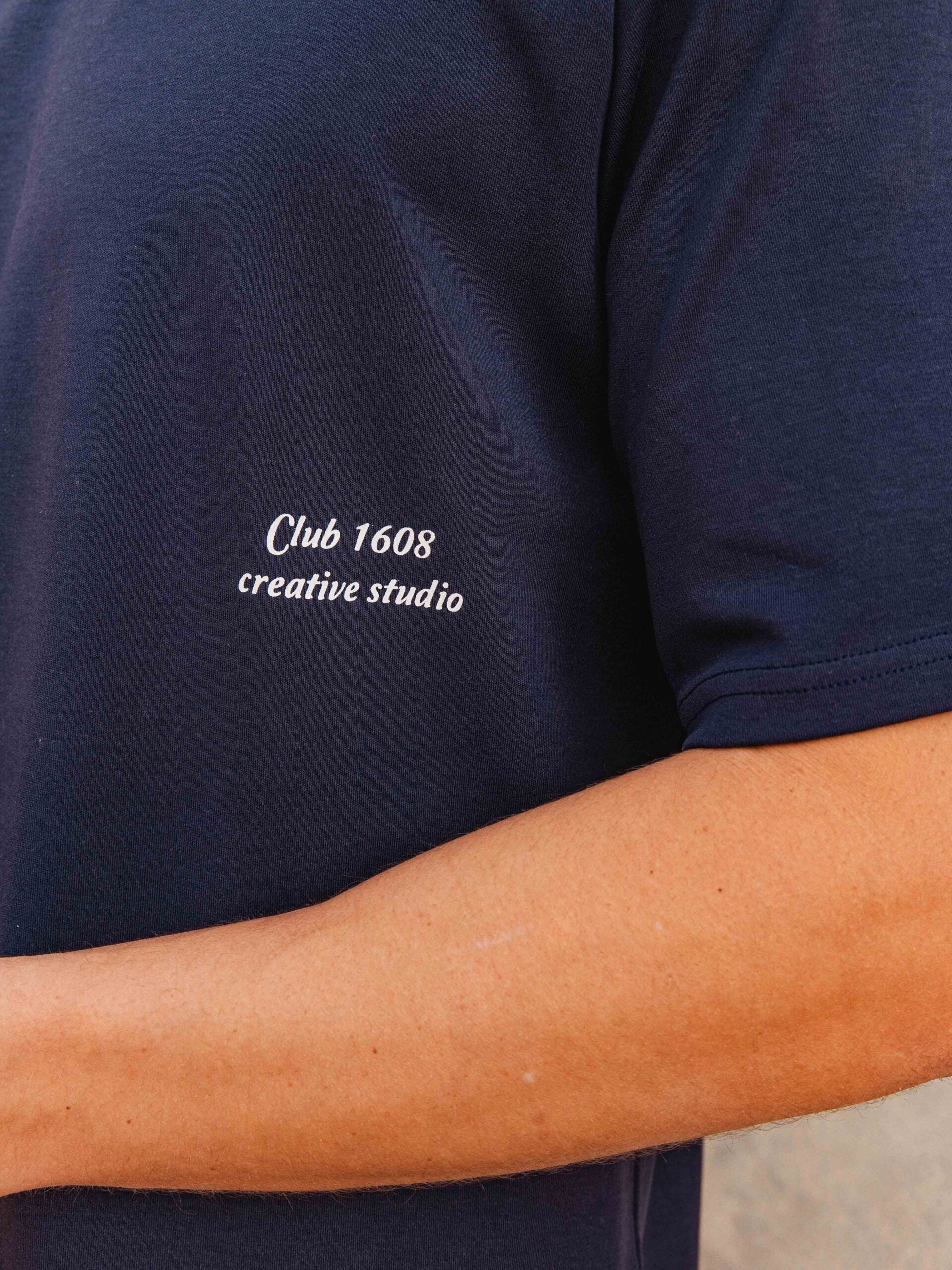 Marineblaues Oversize-T-Shirt mit Text