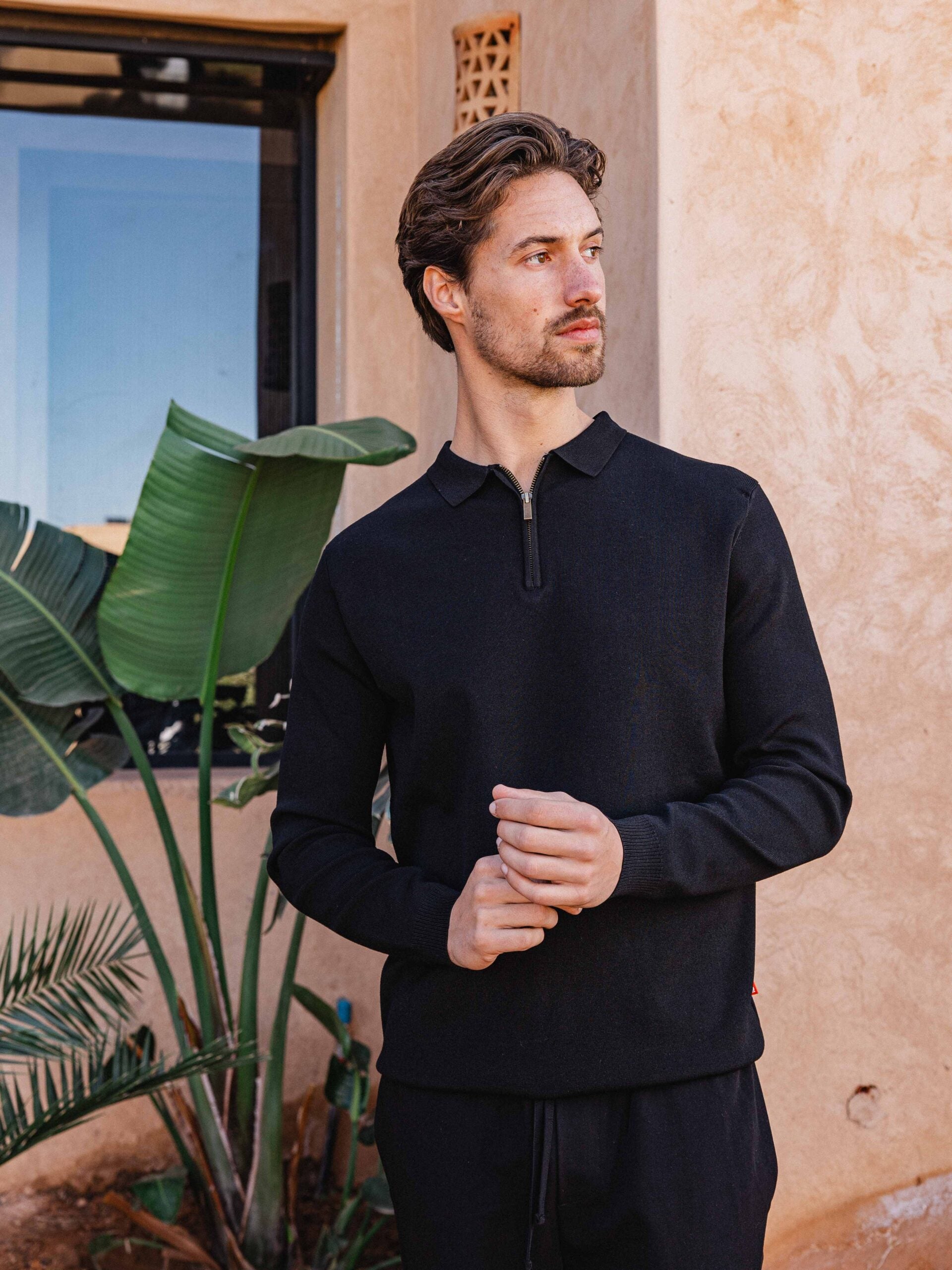 Black Knit Longsleeve Zipper