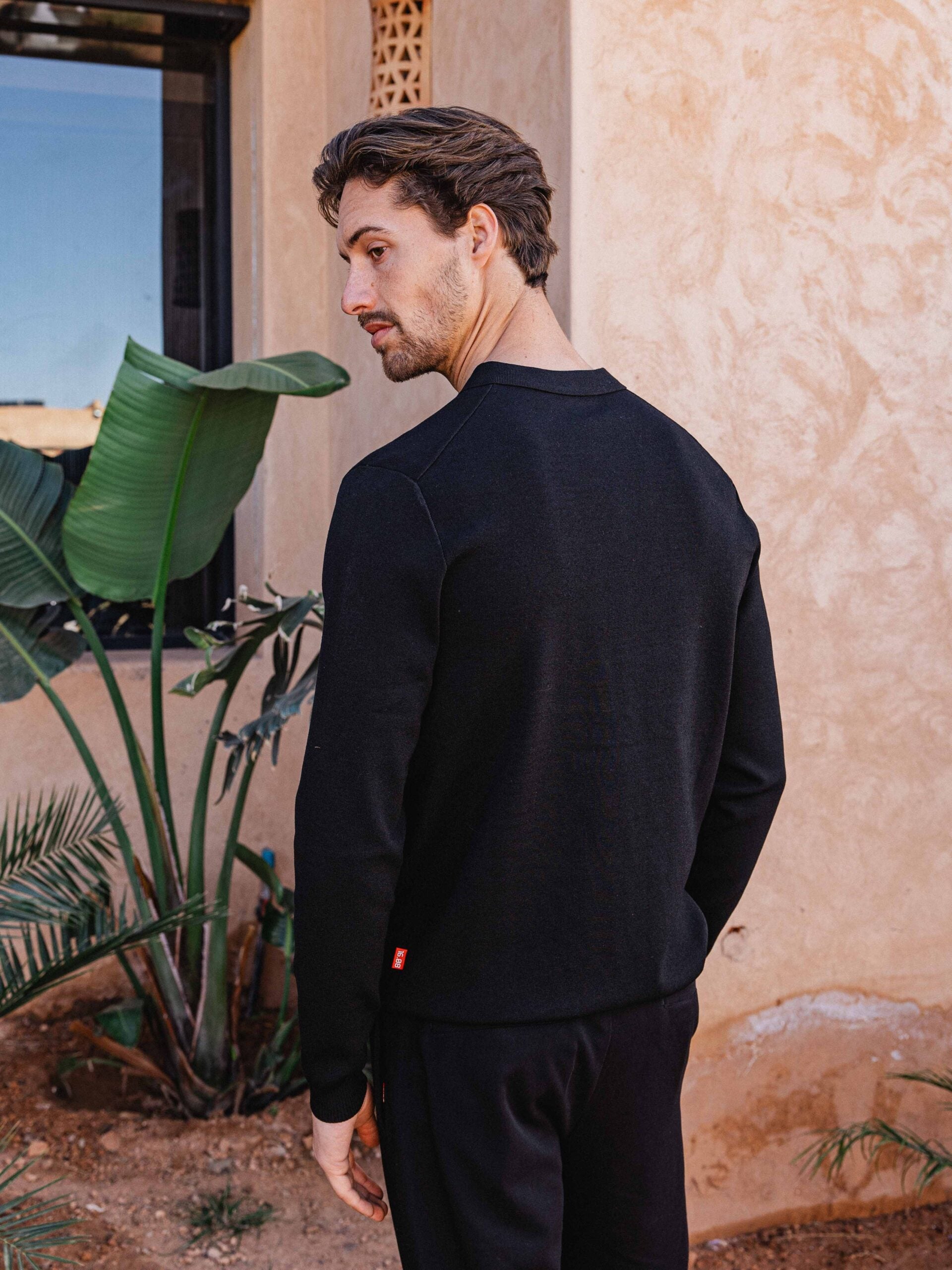 Black Knit Longsleeve Zipper