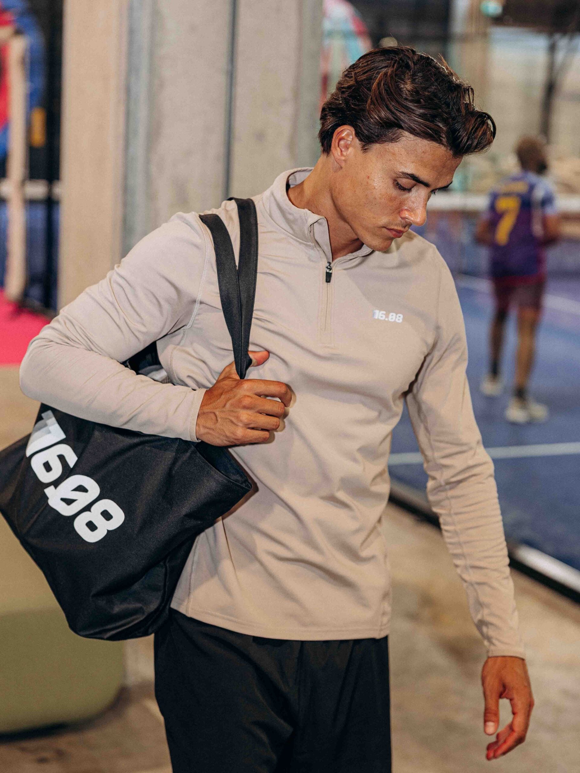 Sports Fleece Sweater Beige