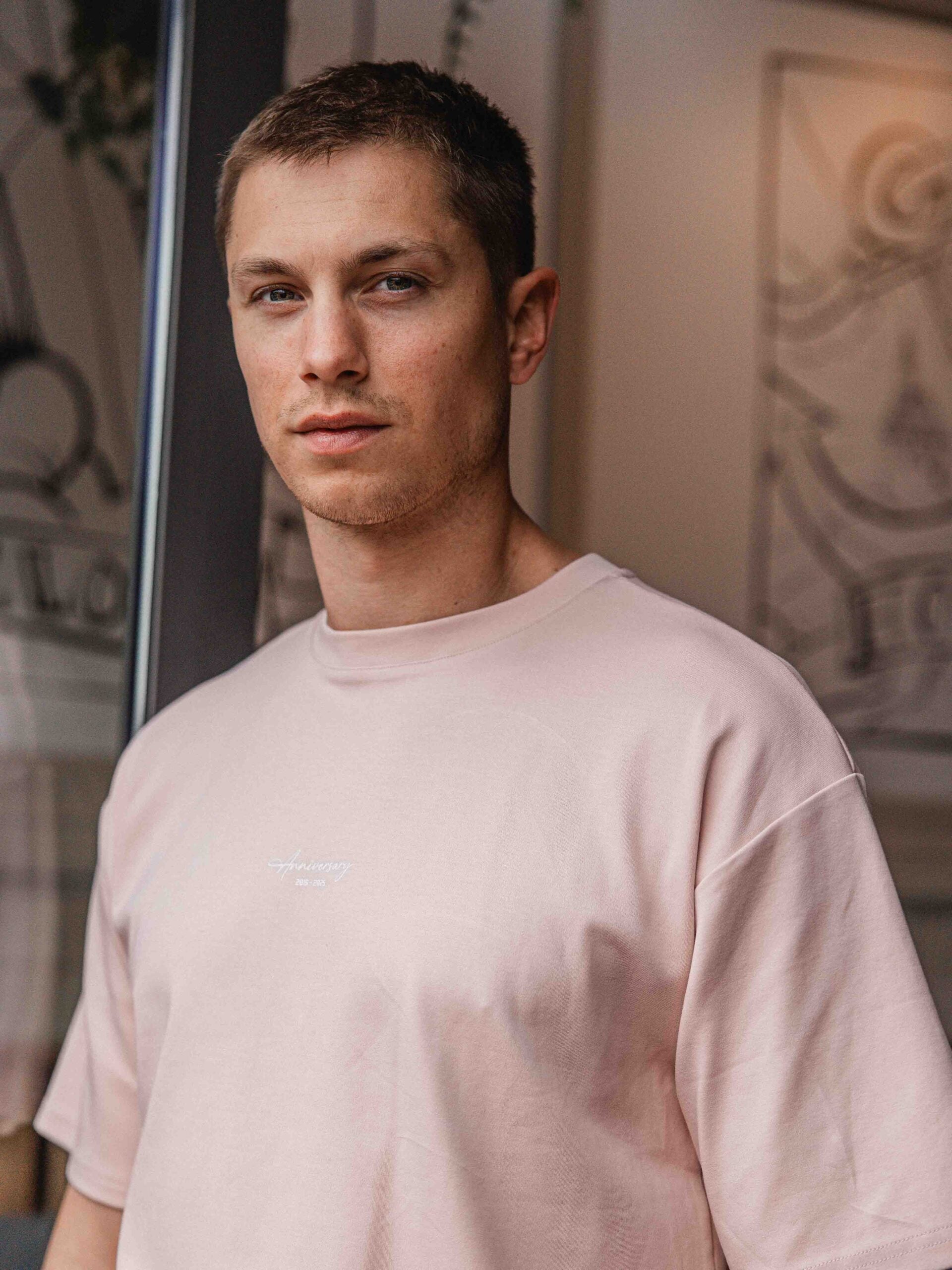 Old Pink Global Oversized T-shirt