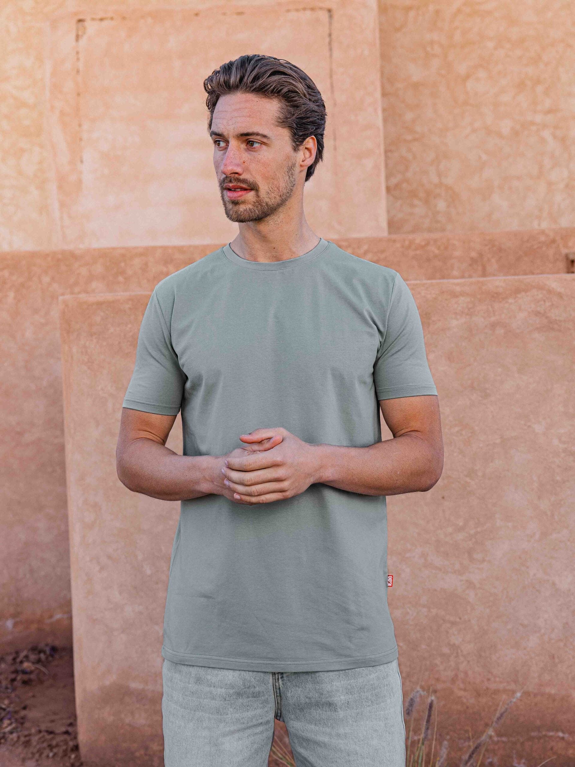 Slim-fit T-shirt