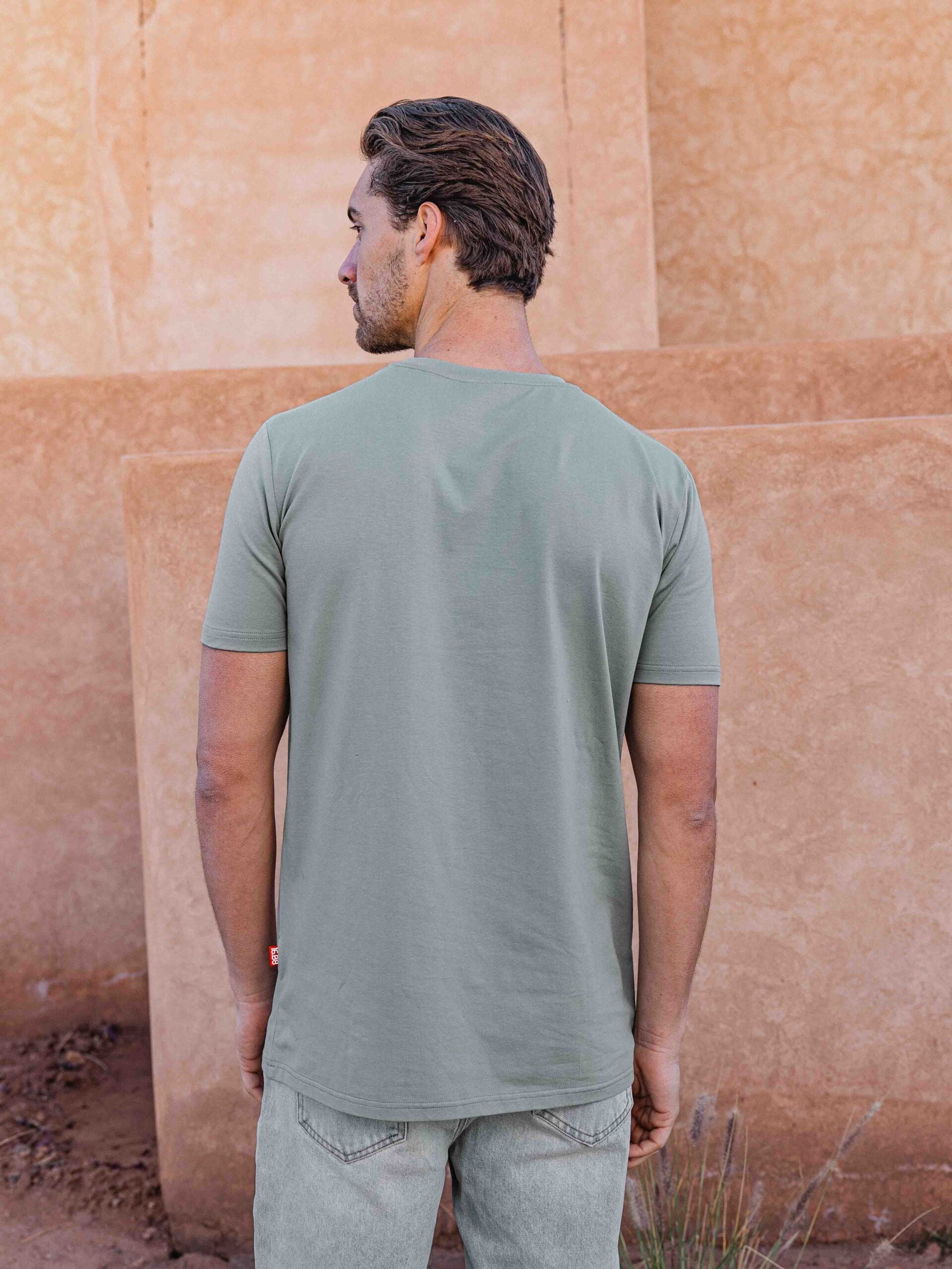 Slim-fit T-shirt