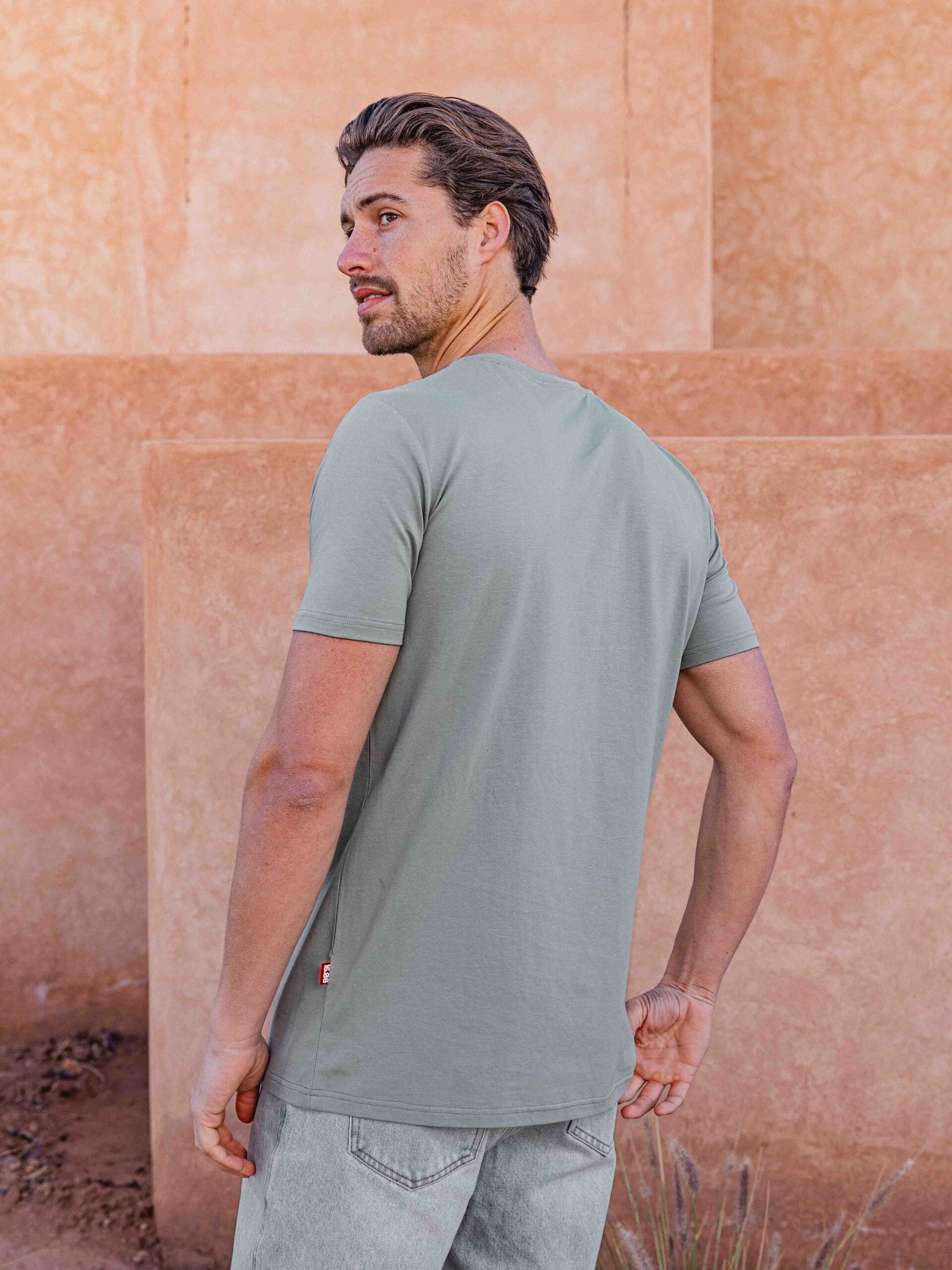 Slim-fit T-shirt