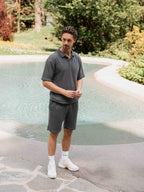 Dunkelgraue Strickshorts