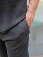 Dunkelgraue Strickshorts