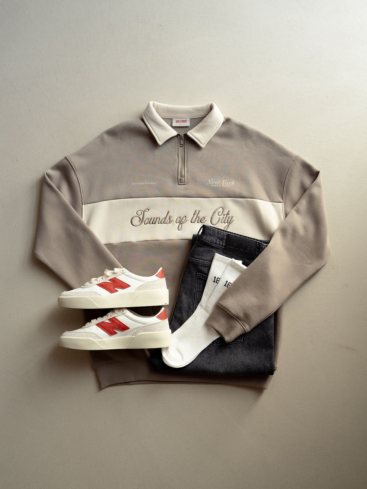 Dunkelbraunes Outfit