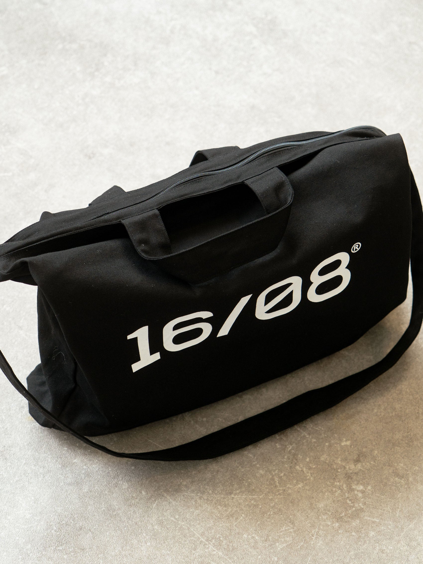 Black 16/08 City Bag