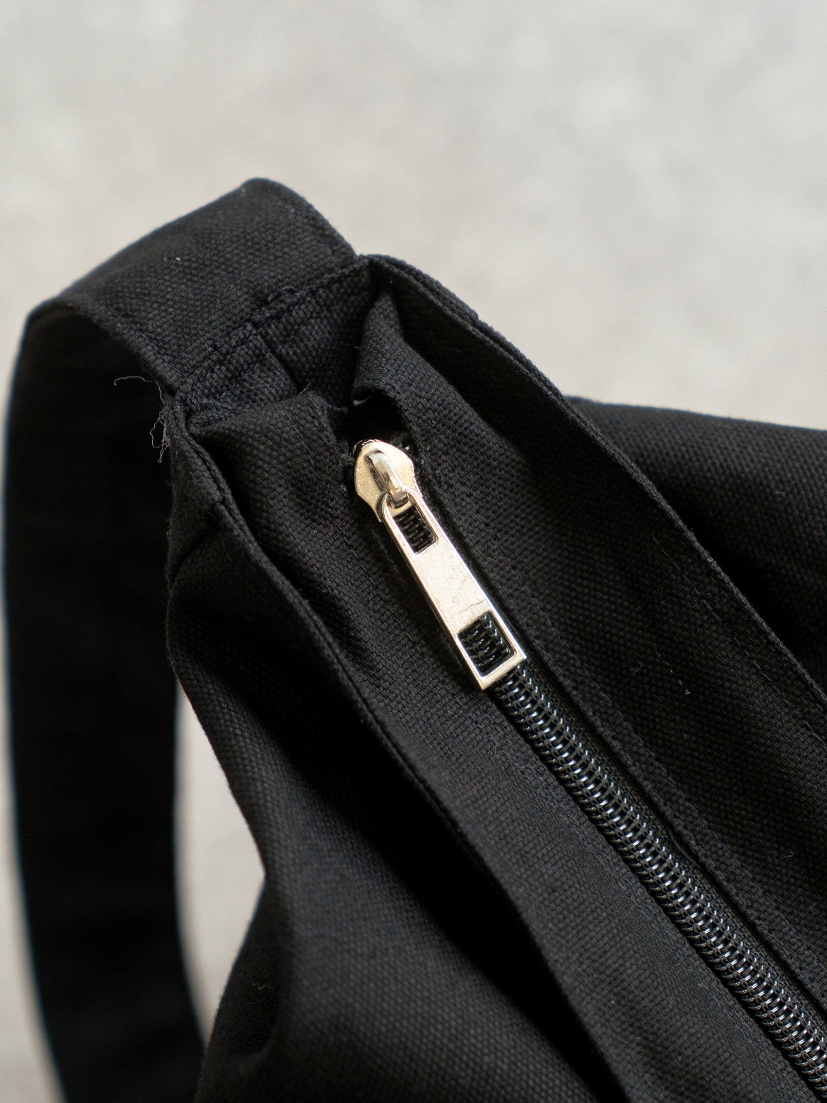 Black 16/08 City Bag