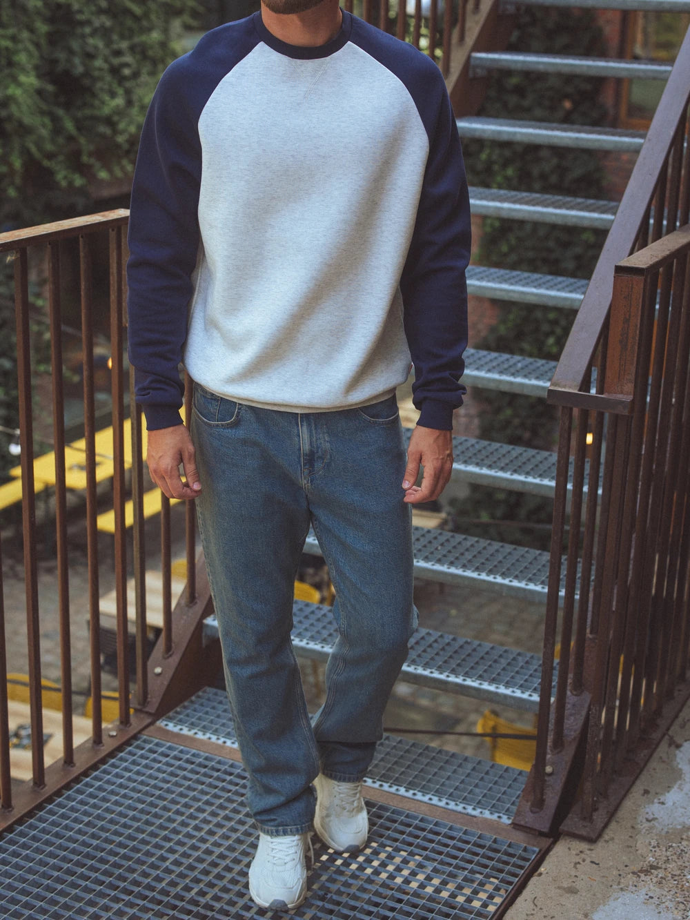Blauer Raglan-Oversize-Pullover