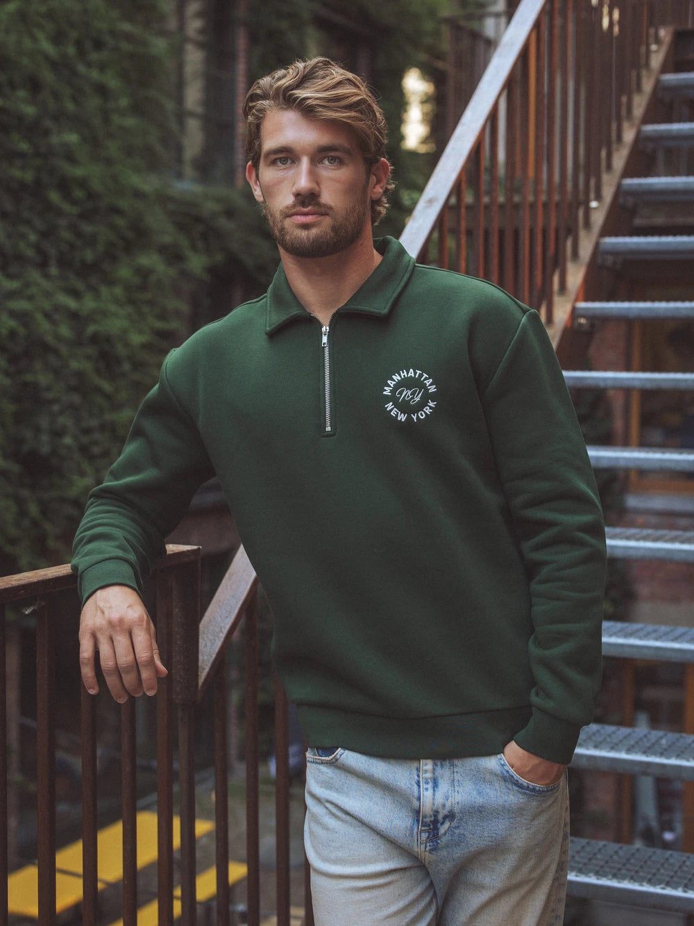 Grüner Polo-Pullover mit Reißverschluss