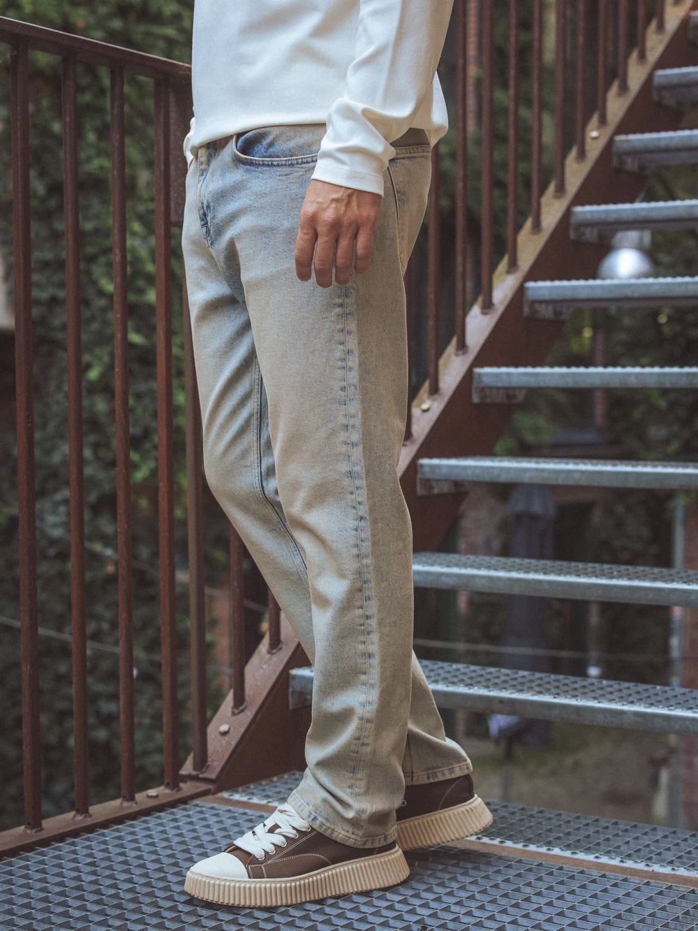 Light Washed Stretch Denim Jeans