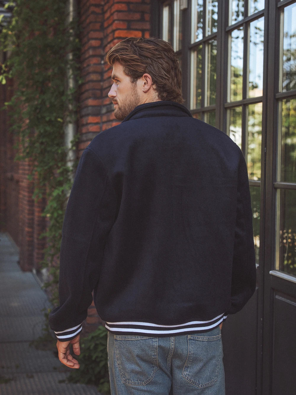Marineblaue Collegejacke