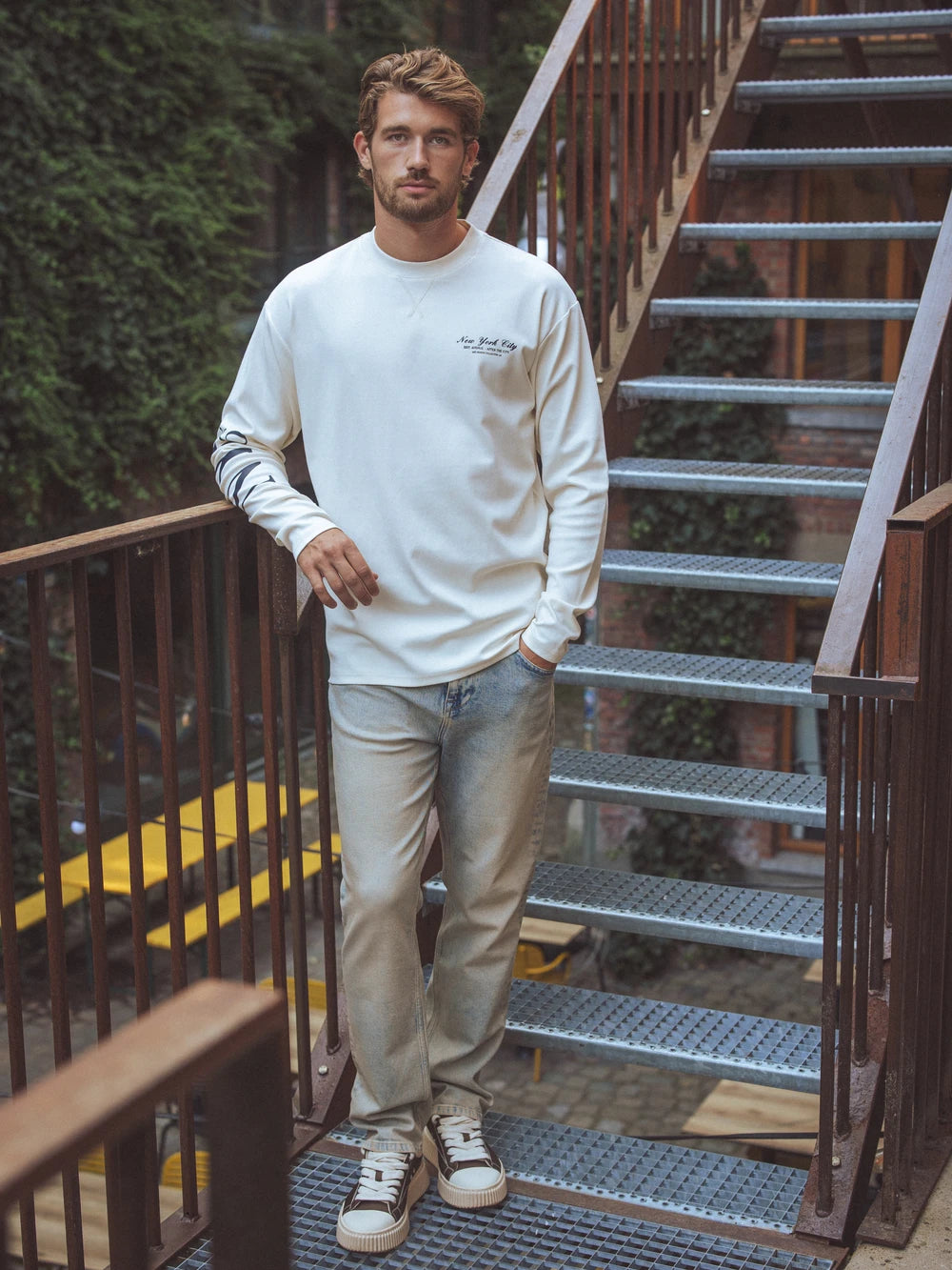 Creme NYC Oversized Longsleeve