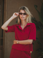 Rotes Frottee-Polo