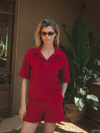 Rotes Frottee-Polo