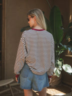Braun/Rot gestreiftes Langarmshirt