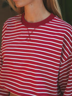 Rot gestreiftes Langarmshirt