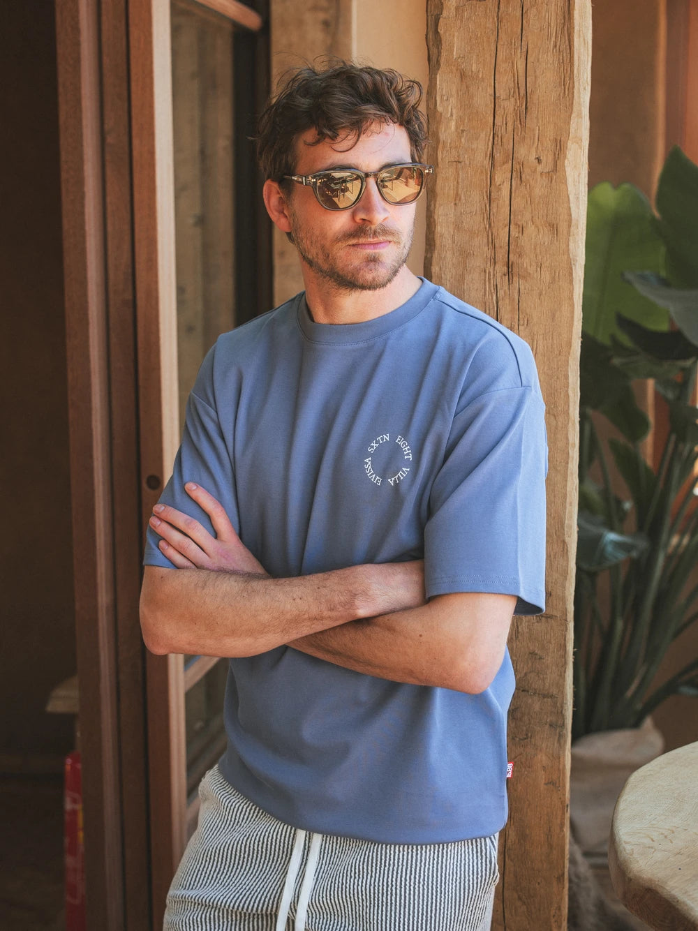 Blaues Oversized T-Shirt mit Kreis