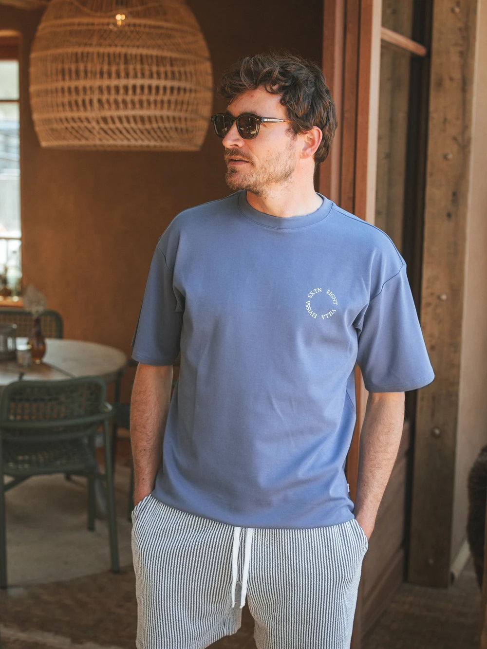 Blaues Oversized T-Shirt mit Kreis