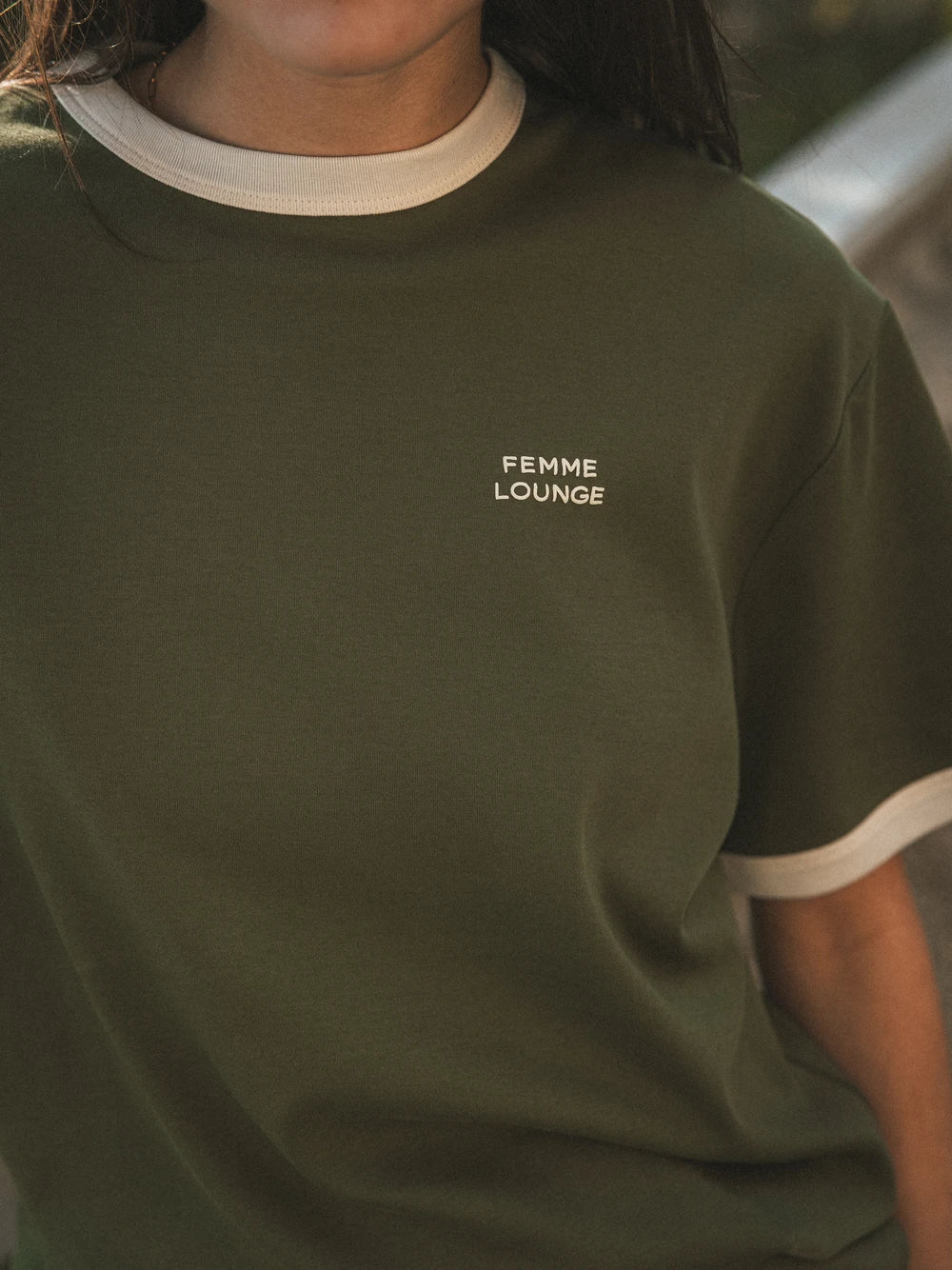 Grünes Damen-T-Shirt