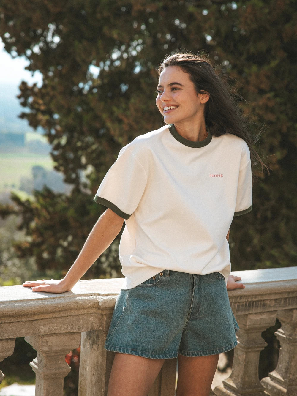 Creme Collar Femme T-shirt